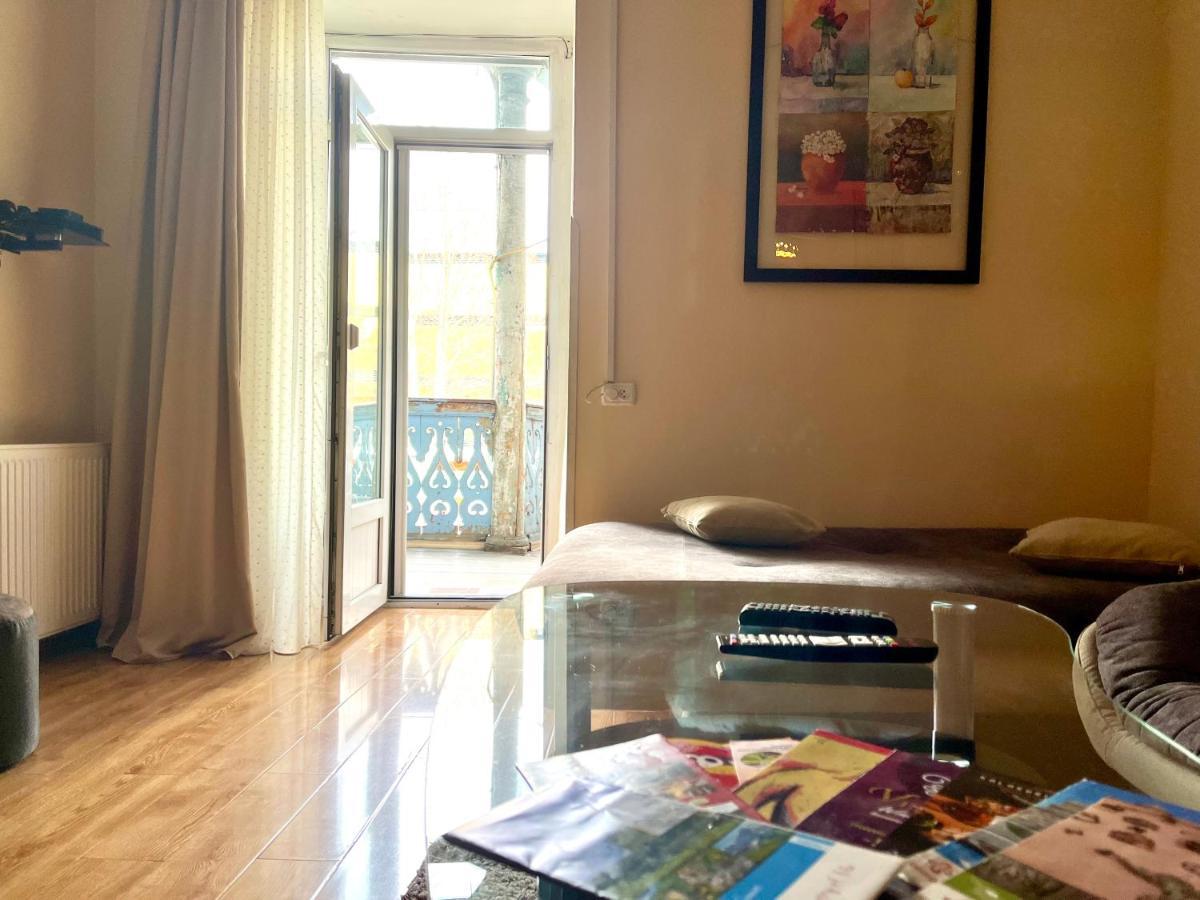 Apartment In Old Tbilisi Orbeliani Square Екстер'єр фото