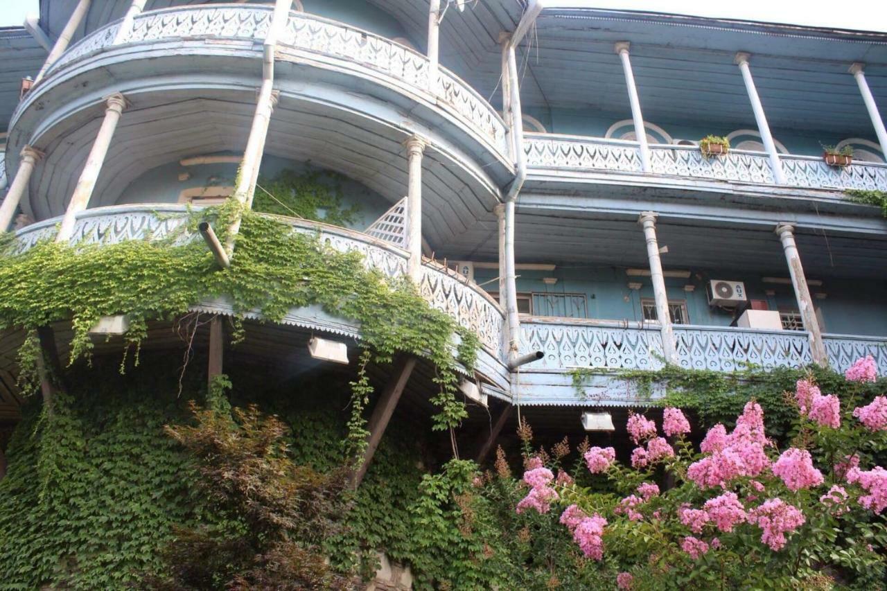 Apartment In Old Tbilisi Orbeliani Square Екстер'єр фото